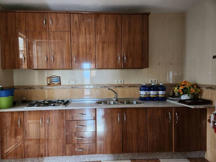 Image No.4-4 Bed Townhouse for sale