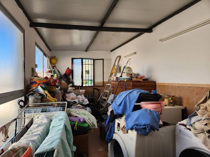 Image No.19-4 Bed Townhouse for sale