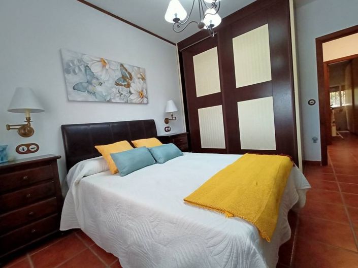 Image No.11-Chalet de 4 chambres à vendre à Cabra