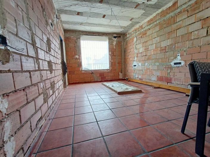 Image No.16-Chalet de 4 chambres à vendre à Cabra