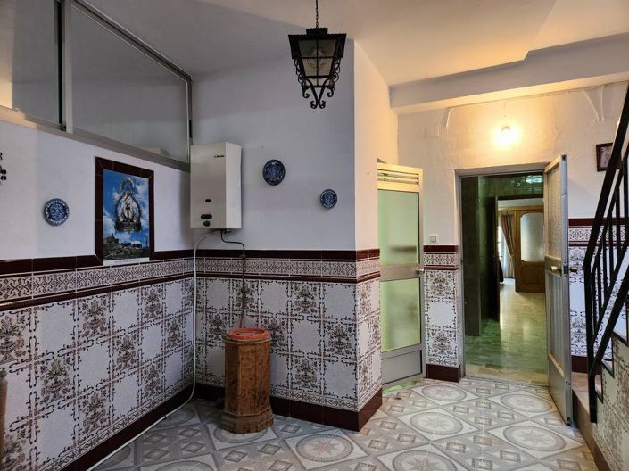 Image No.18-3 Bed Townhouse for sale