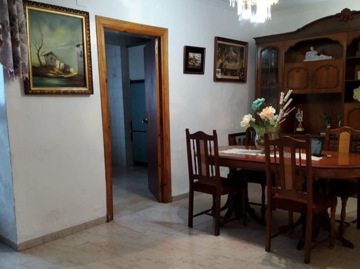 Image No.7-Maison de ville de 5 chambres à vendre à Luque