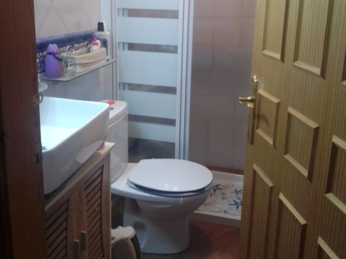 Image No.15-4 Bed Country House for sale