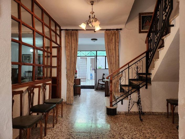 Image No.5-Maison de ville de 5 chambres à vendre à Luque