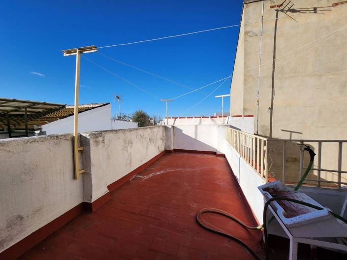 Image No.15-4 Bed Townhouse for sale