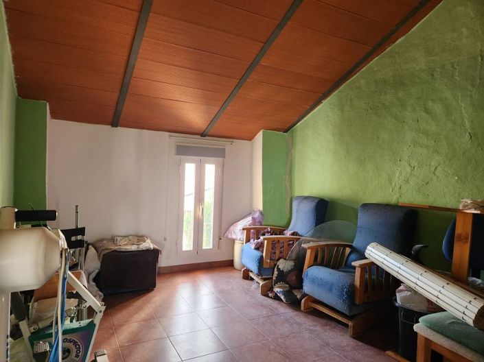 Image No.15-5 Bed Townhouse for sale