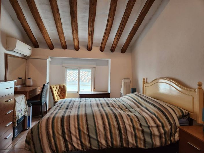 Image No.13-3 Bed Townhouse for sale