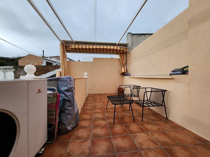 Image No.14-3 Bed Townhouse for sale