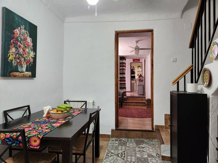 Image No.4-3 Bed Townhouse for sale