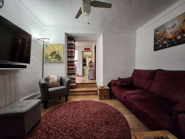 Image No.5-3 Bed Townhouse for sale