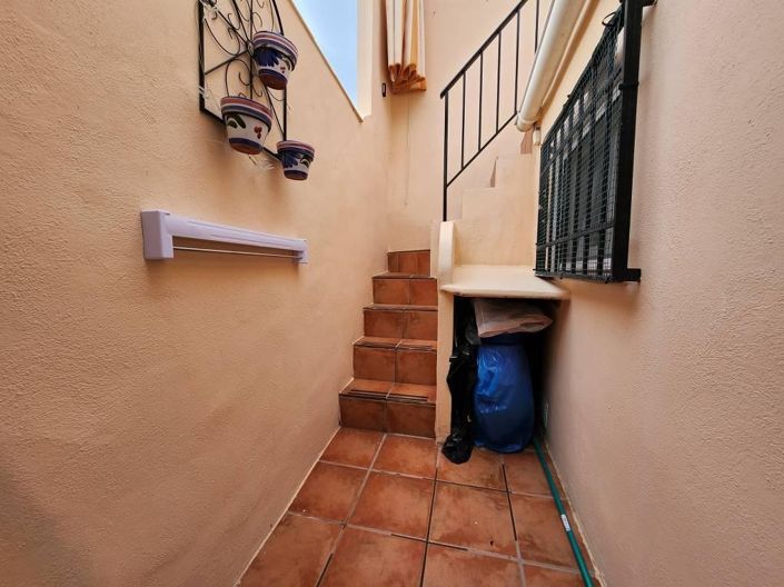 Image No.9-3 Bed Townhouse for sale