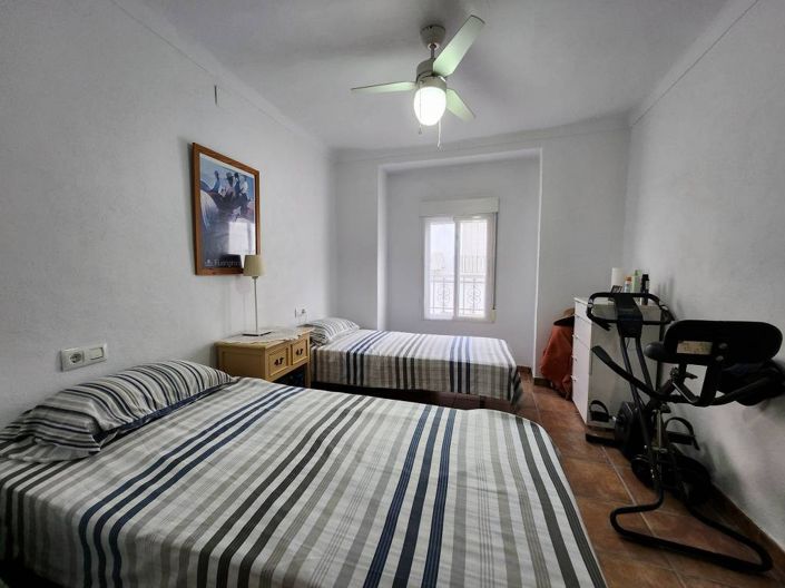 Image No.10-3 Bed Townhouse for sale