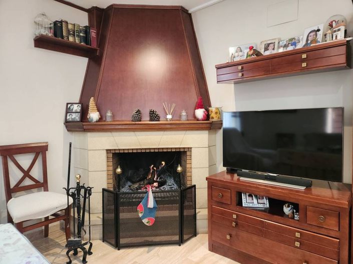 Image No.4-3 Bed Townhouse for sale