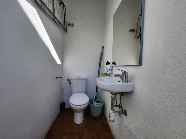 Image No.12-3 Bed Townhouse for sale