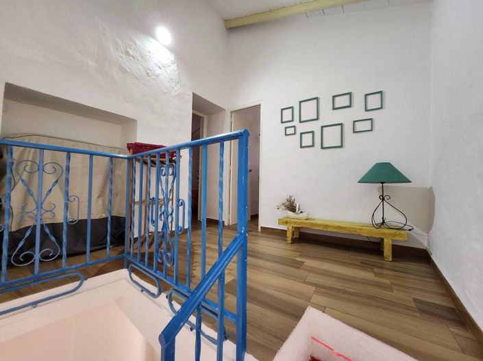 Image No.14-3 Bed Townhouse for sale