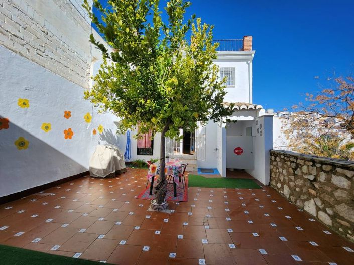 Image No.3-3 Bed Townhouse for sale