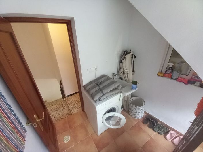 Image No.23-3 Bed Townhouse for sale