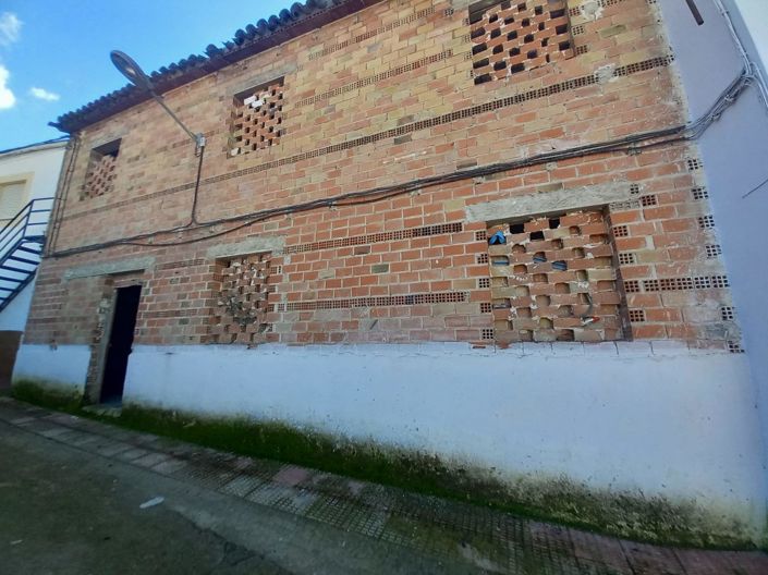 Image No.4-Townhouse for sale