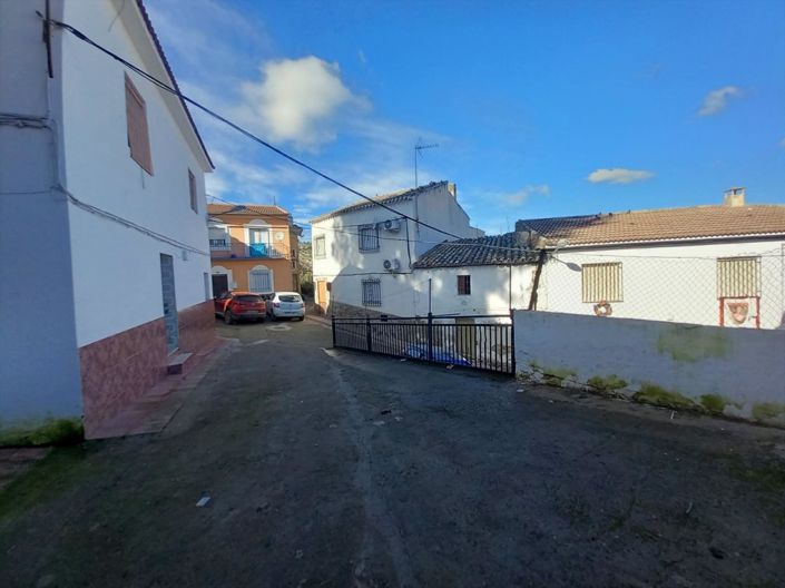 Image No.6-Townhouse for sale