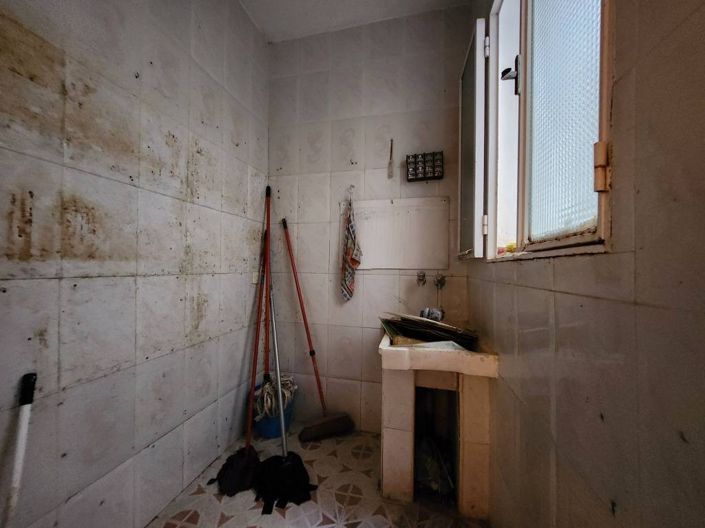 Image No.14-4 Bed Townhouse for sale