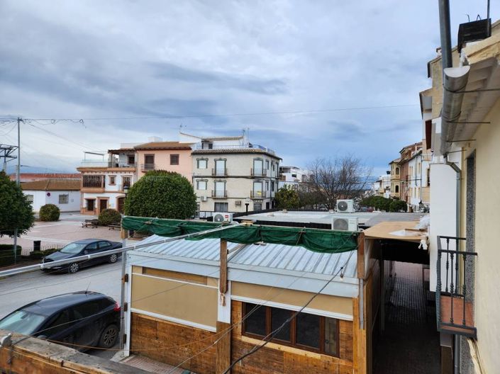 Image No.21-4 Bed Townhouse for sale