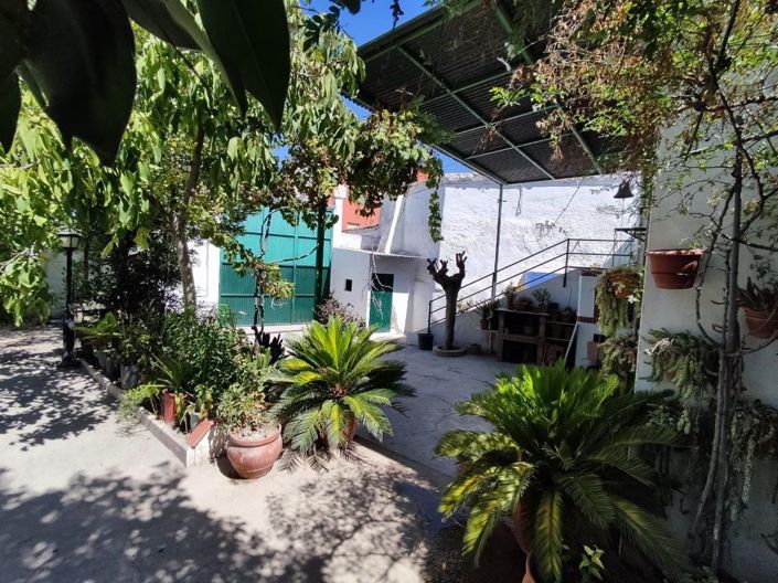 Image No.16-3 Bed Townhouse for sale