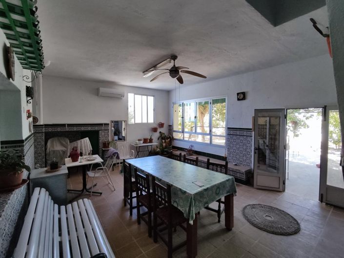 Image No.4-3 Bed Townhouse for sale