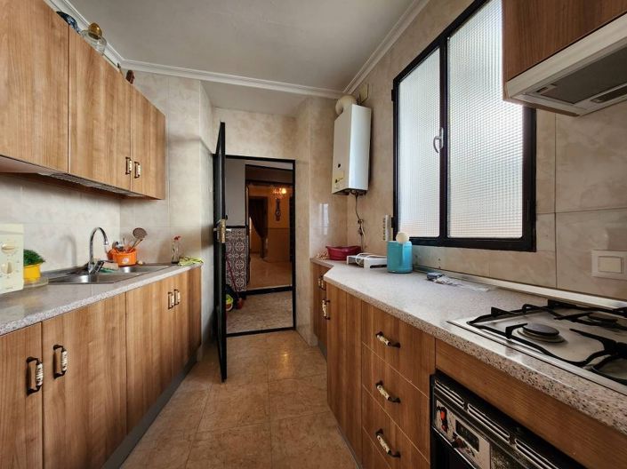 Image No.5-5 Bed Townhouse for sale