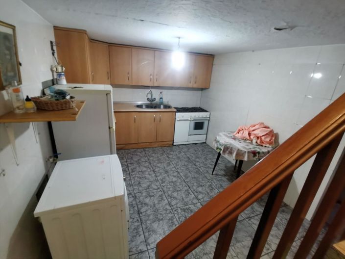 Image No.23-4 Bed Townhouse for sale