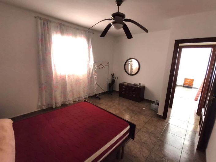 Image No.28-4 Bed Townhouse for sale