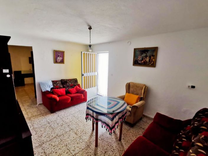 Image No.7-4 Bed Townhouse for sale