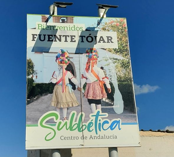 Image No.54-3 Bed Village House for sale