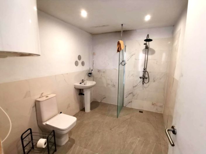 Image No.13-3 Bed Townhouse for sale