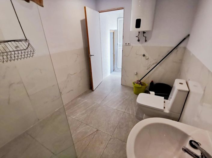 Image No.15-3 Bed Townhouse for sale