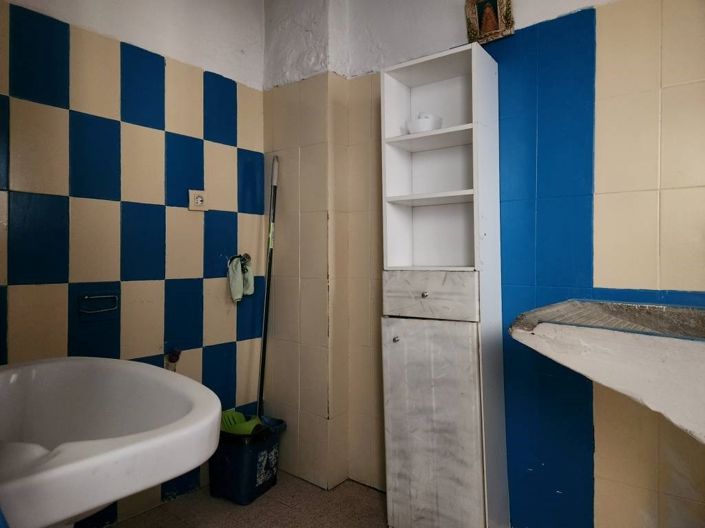 Image No.14-4 Bed Townhouse for sale