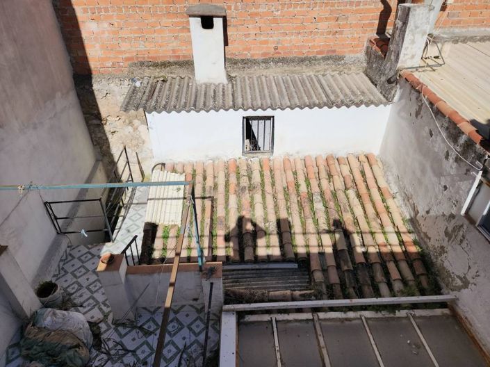 Image No.20-4 Bed Townhouse for sale