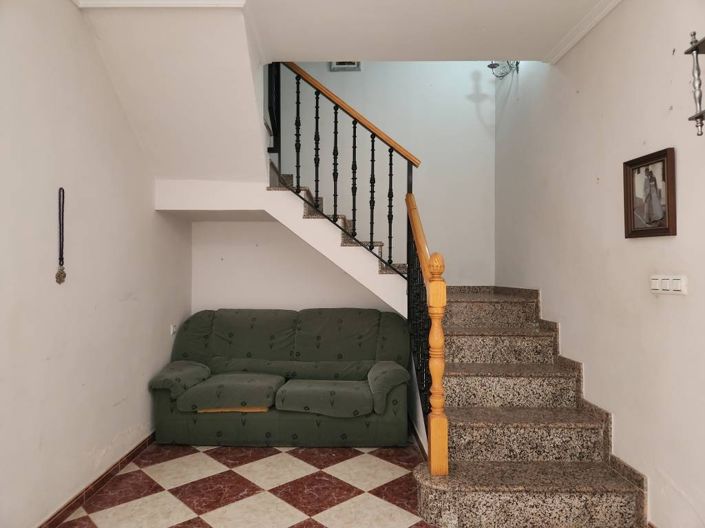 Image No.7-4 Bed Townhouse for sale