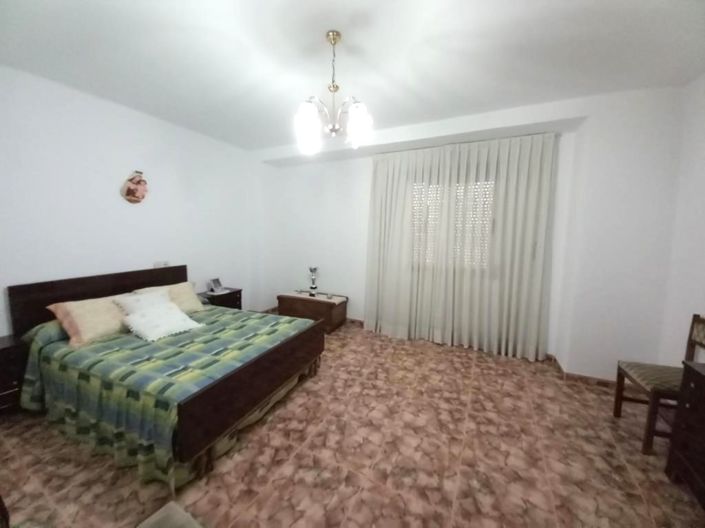 Image No.21-4 Bed Village House for sale