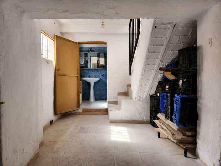 Image No.14-4 Bed Townhouse for sale