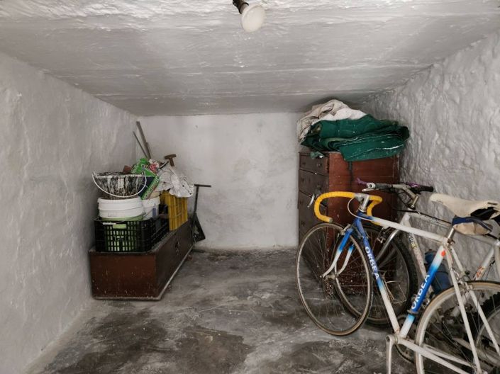 Image No.15-4 Bed Townhouse for sale