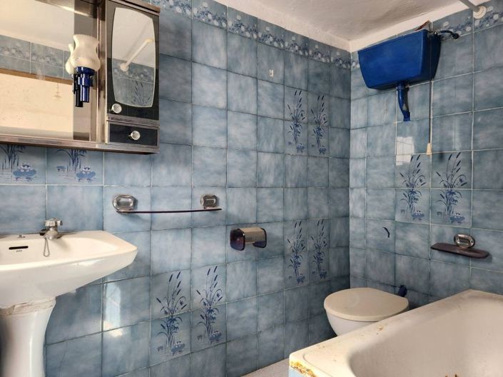 Image No.19-4 Bed Townhouse for sale