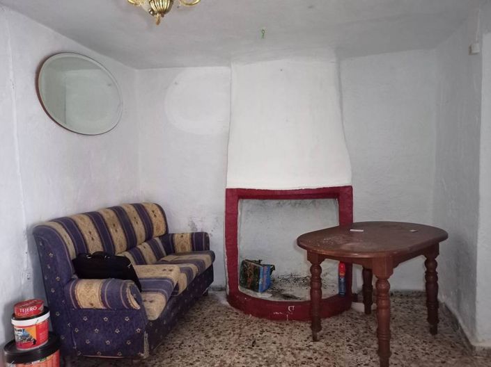 Image No.4-3 Bed Townhouse for sale