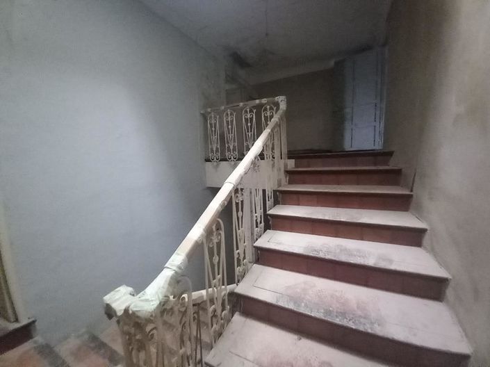 Image No.31-10 Bed Townhouse for sale