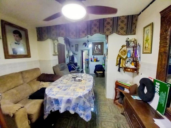 Image No.25-5 Bed Townhouse for sale