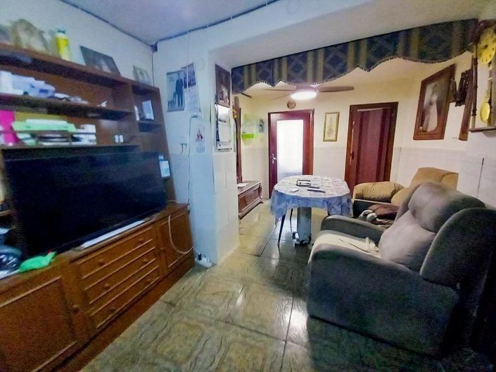 Image No.26-5 Bed Townhouse for sale