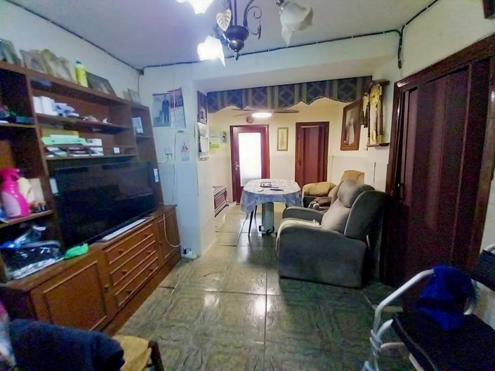 Image No.27-5 Bed Townhouse for sale