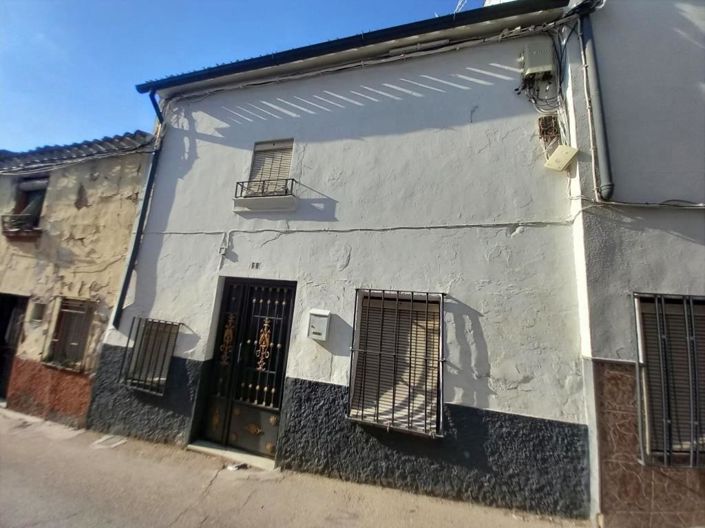 Image No.5-5 Bed Townhouse for sale