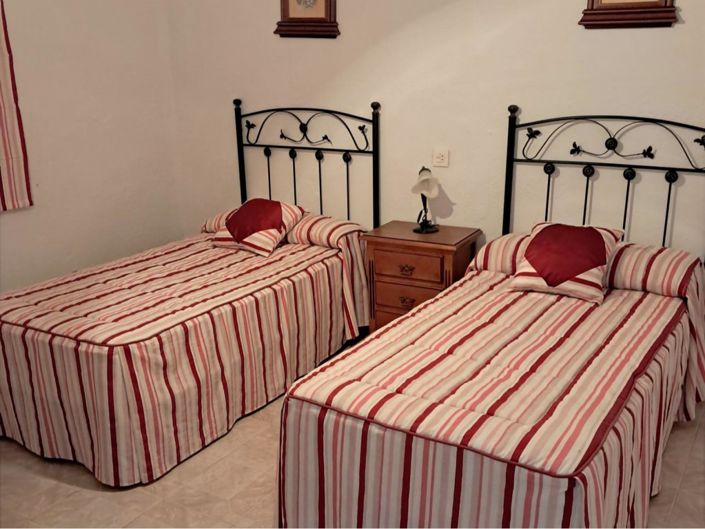 Image No.15-3 Bed Village House for sale