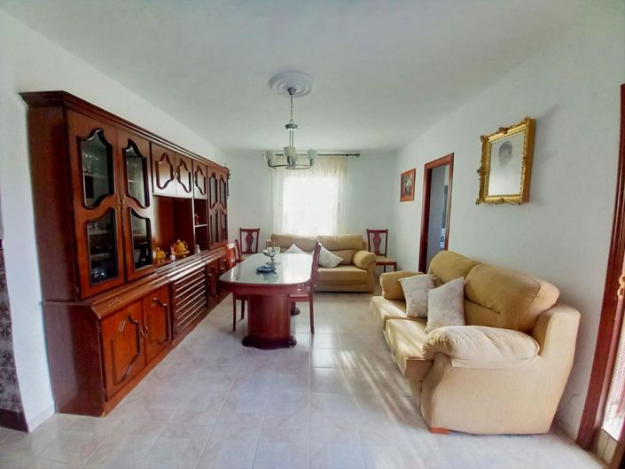 Image No.20-3 Bed Village House for sale