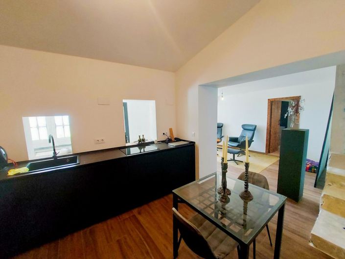 Image No.15-2 Bed Country House for sale
